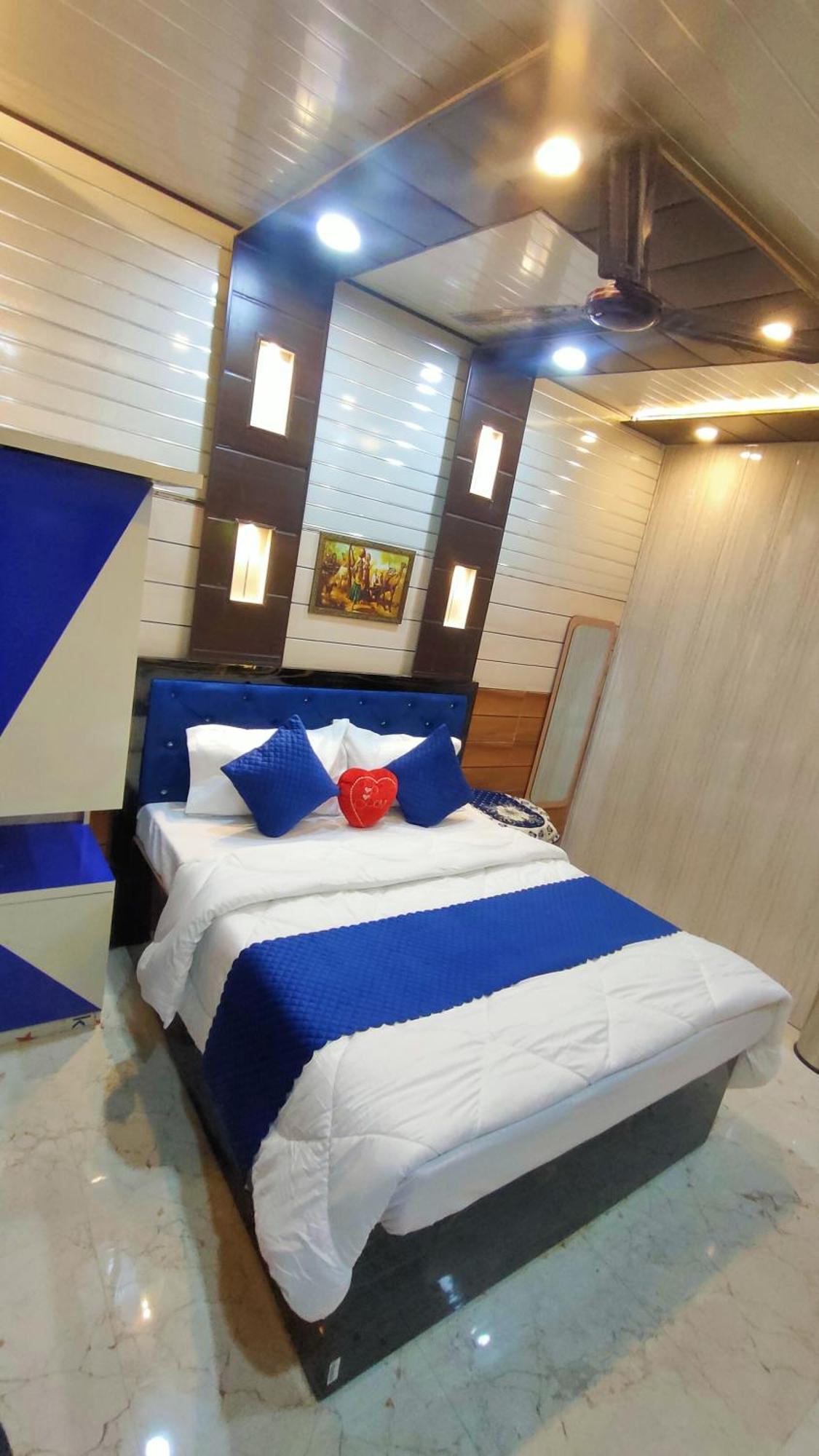 瓦拉纳西 Sri Krishna Residency酒店 外观 照片