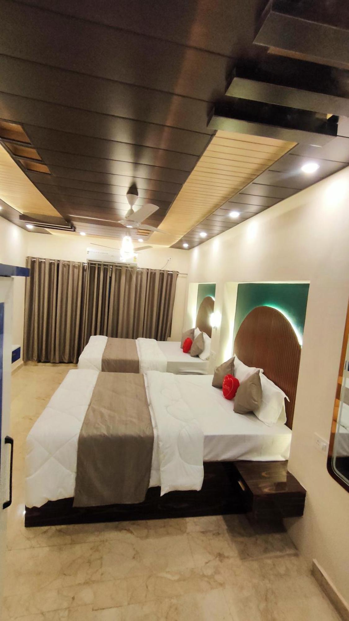 瓦拉纳西 Sri Krishna Residency酒店 外观 照片