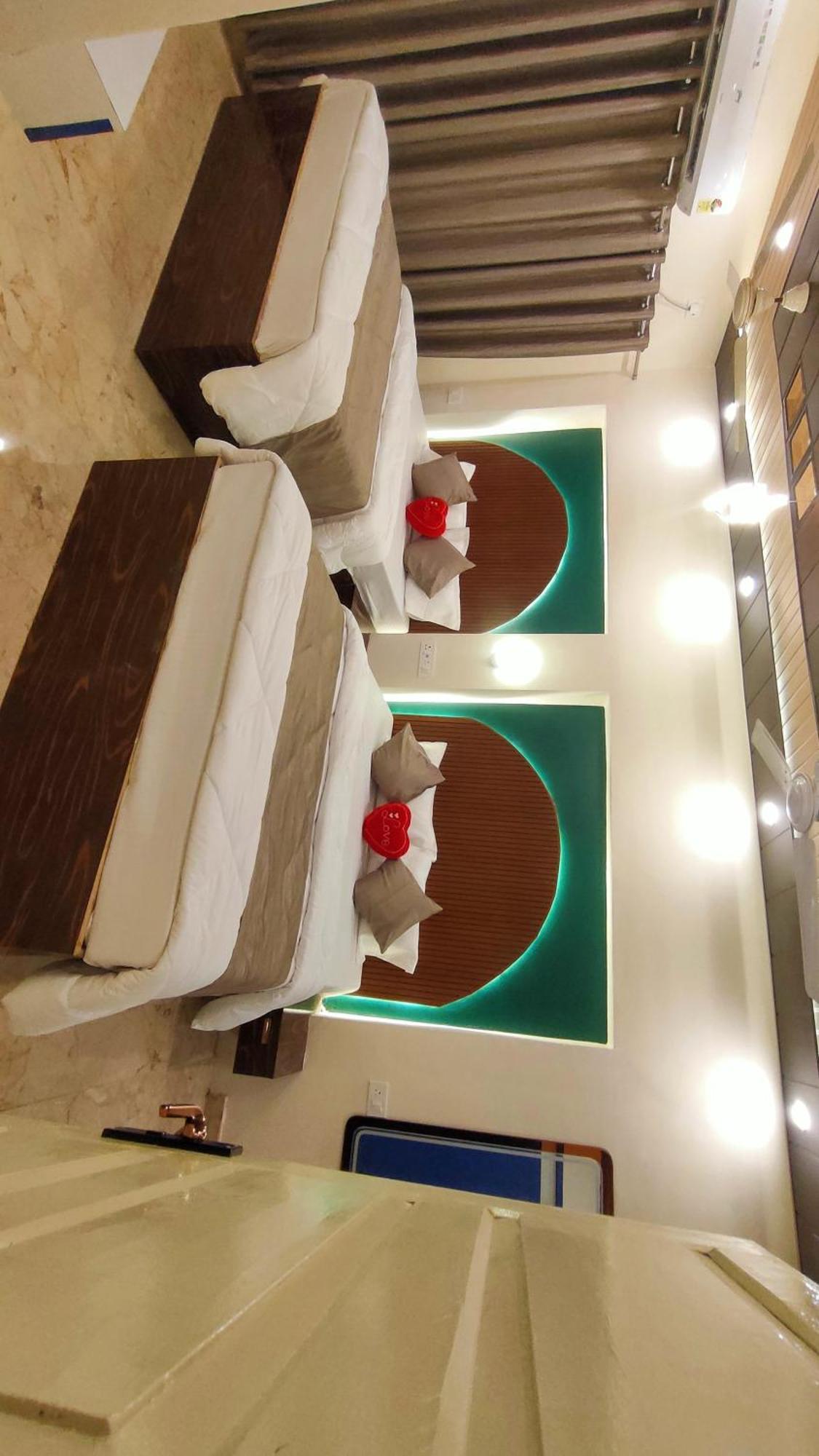 瓦拉纳西 Sri Krishna Residency酒店 外观 照片