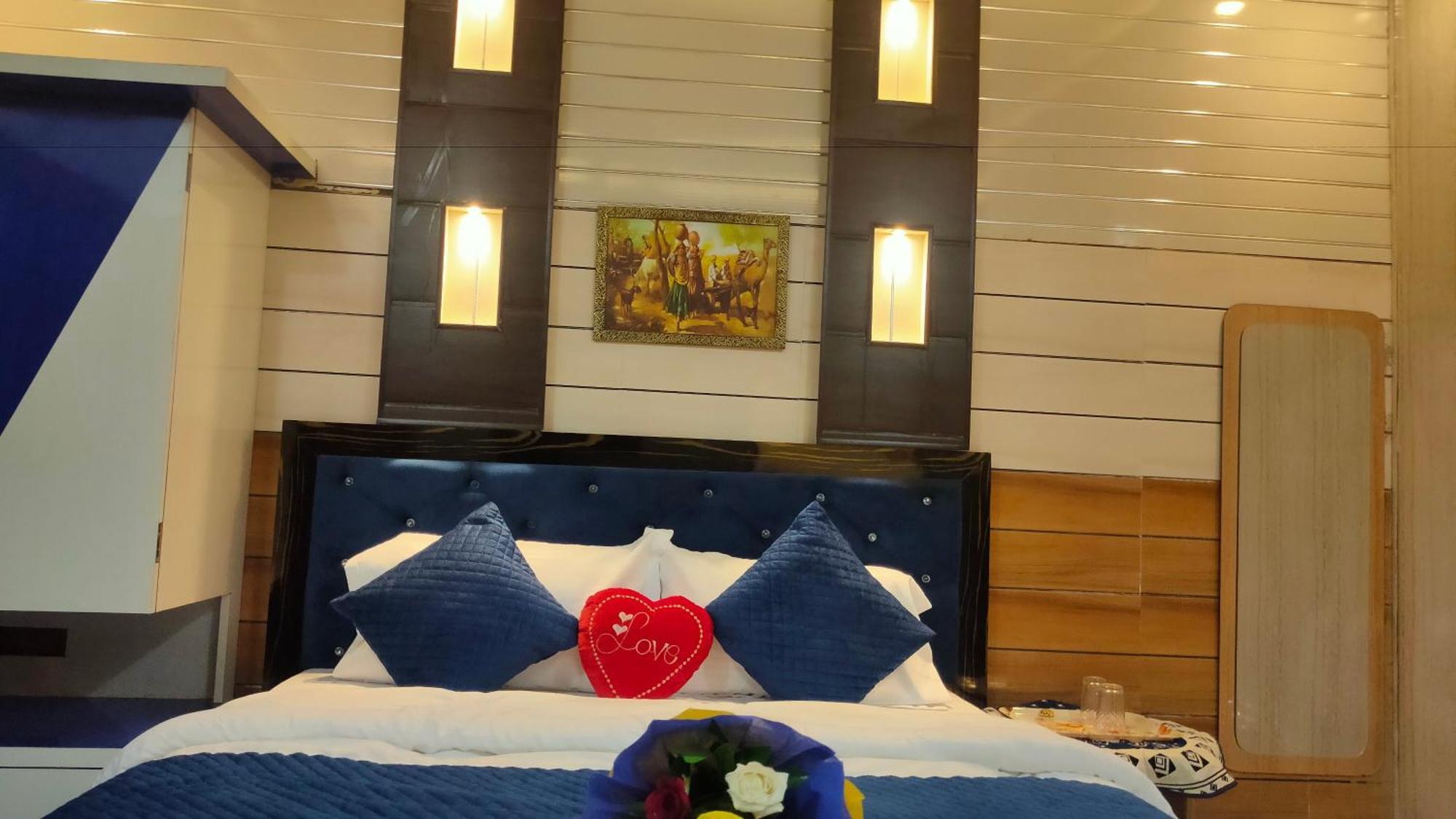 瓦拉纳西 Sri Krishna Residency酒店 外观 照片