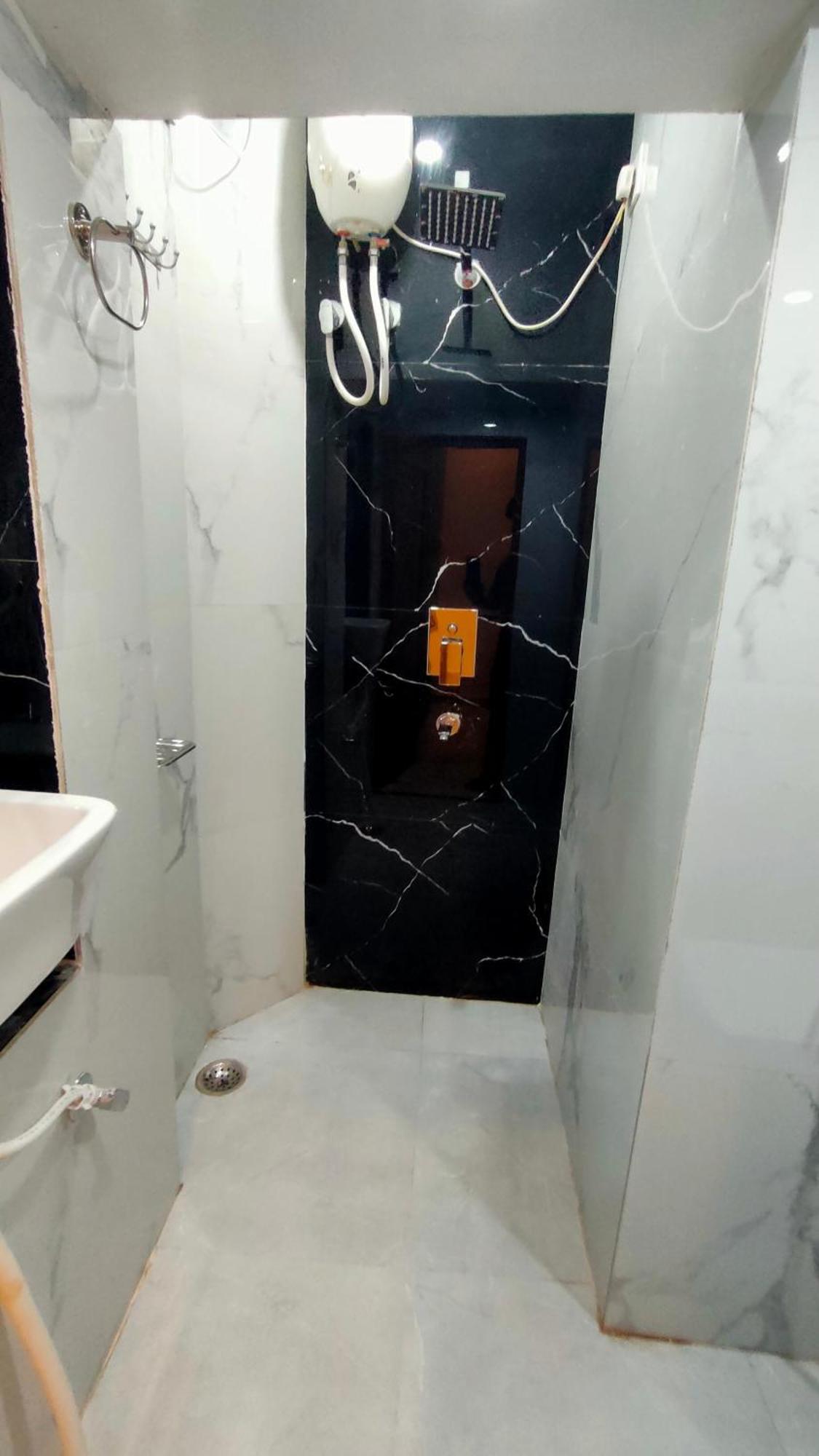 瓦拉纳西 Sri Krishna Residency酒店 外观 照片