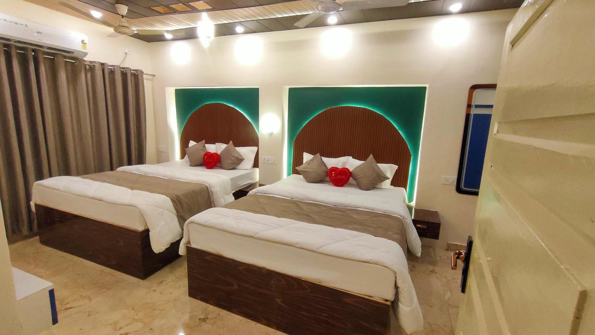 瓦拉纳西 Sri Krishna Residency酒店 外观 照片
