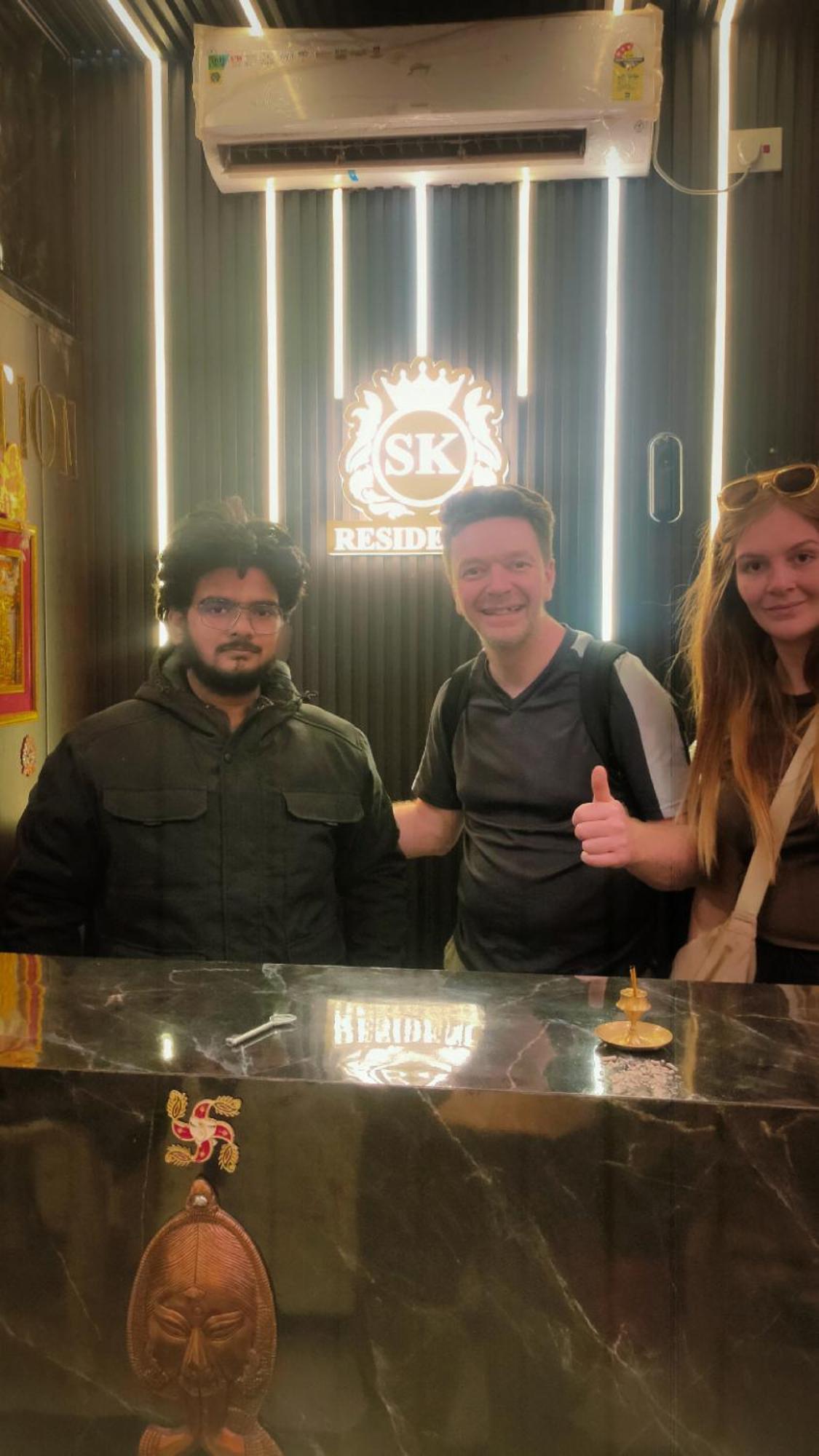 瓦拉纳西 Sri Krishna Residency酒店 外观 照片
